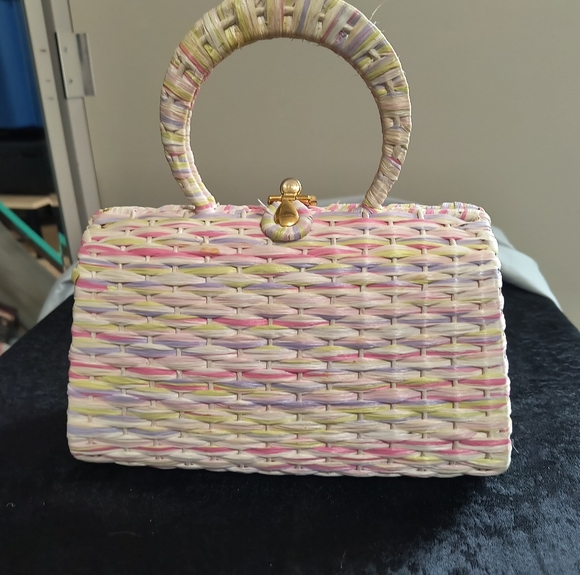 Multicolor Woven Handbag - Picture 2 of 5